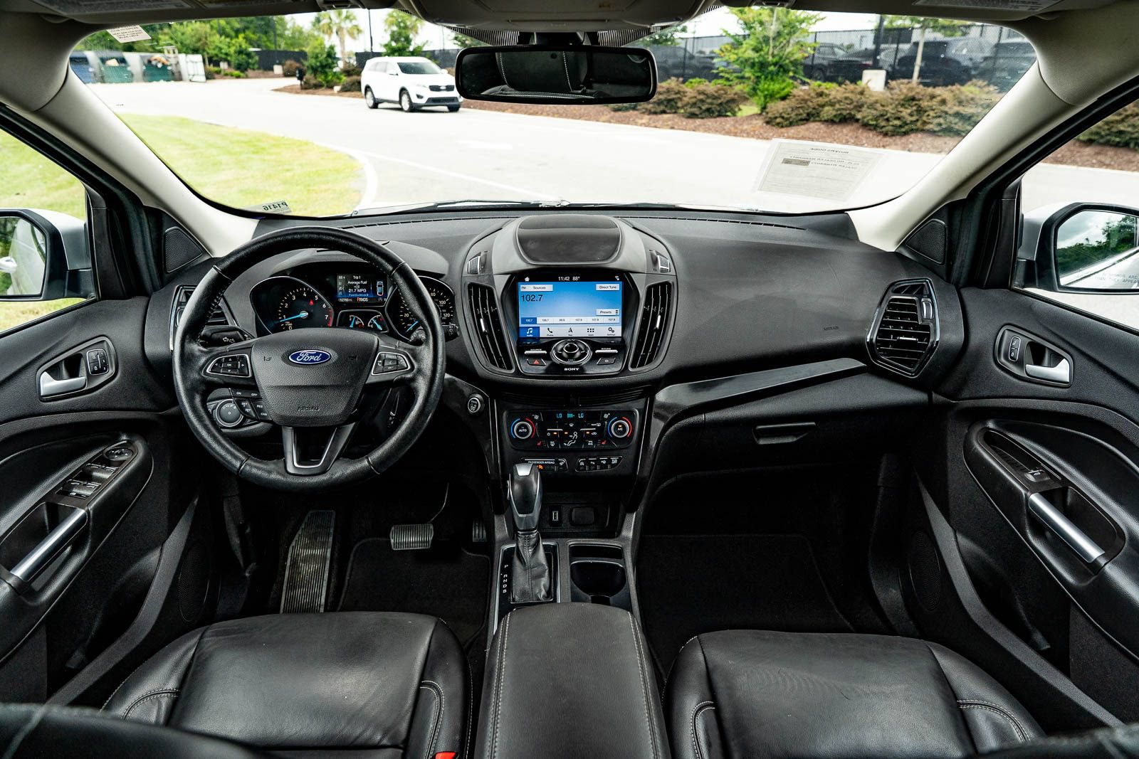 Used 2019 Ford Escape Titanium AWD/4WD image 21