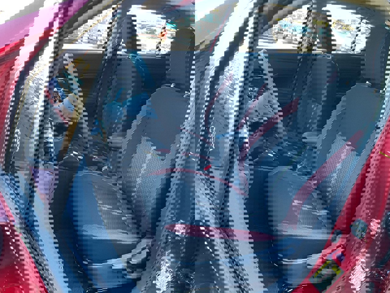 New 2025 Nissan Versa SR w/ Trunk Package image 12