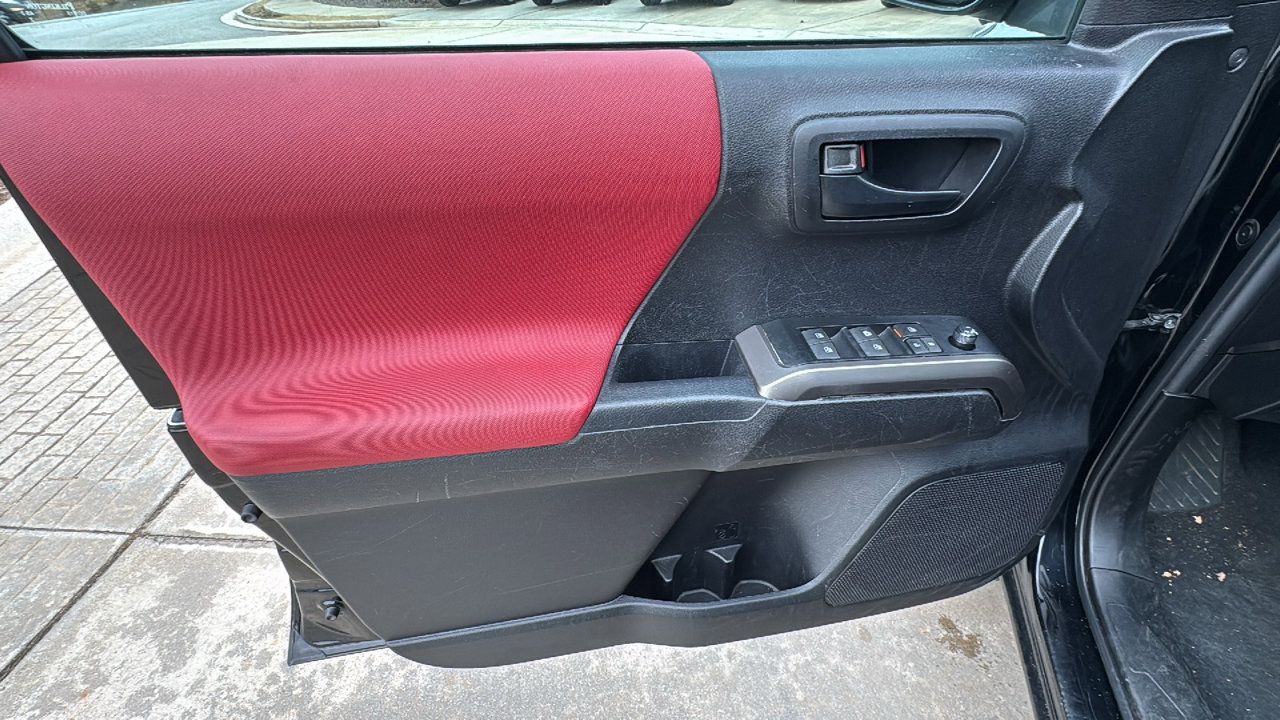 Used 2023 Toyota Tacoma SR5 image 15