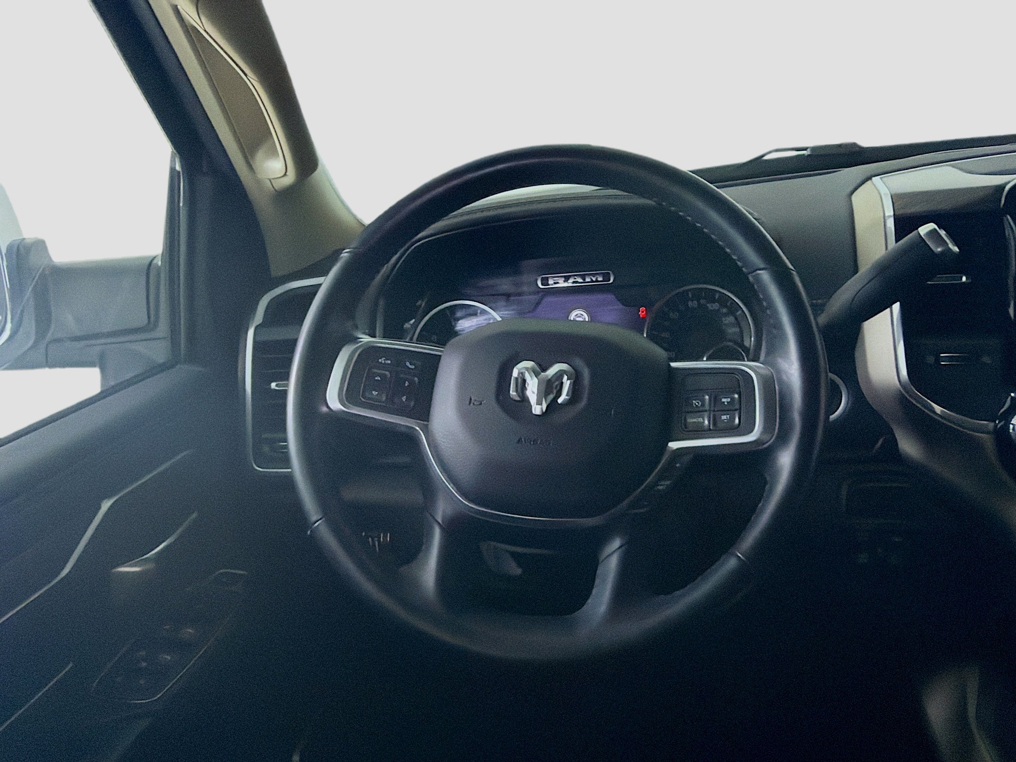 Used 2020 RAM 2500 Laramie AWD/4WD image 18