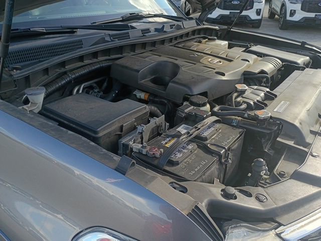 Used 2020 Nissan Armada SL w/ Premium Package image 43