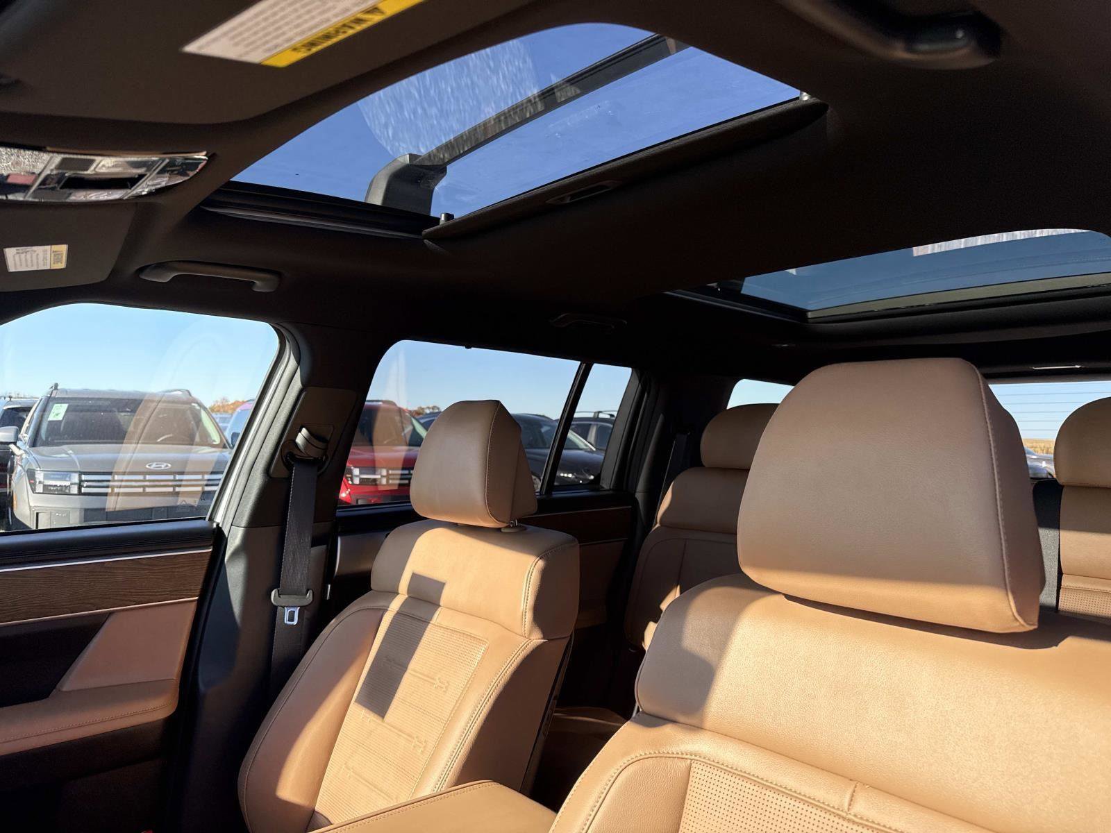 New 2026 Hyundai Santa Fe Limited AWD/4WD image 3