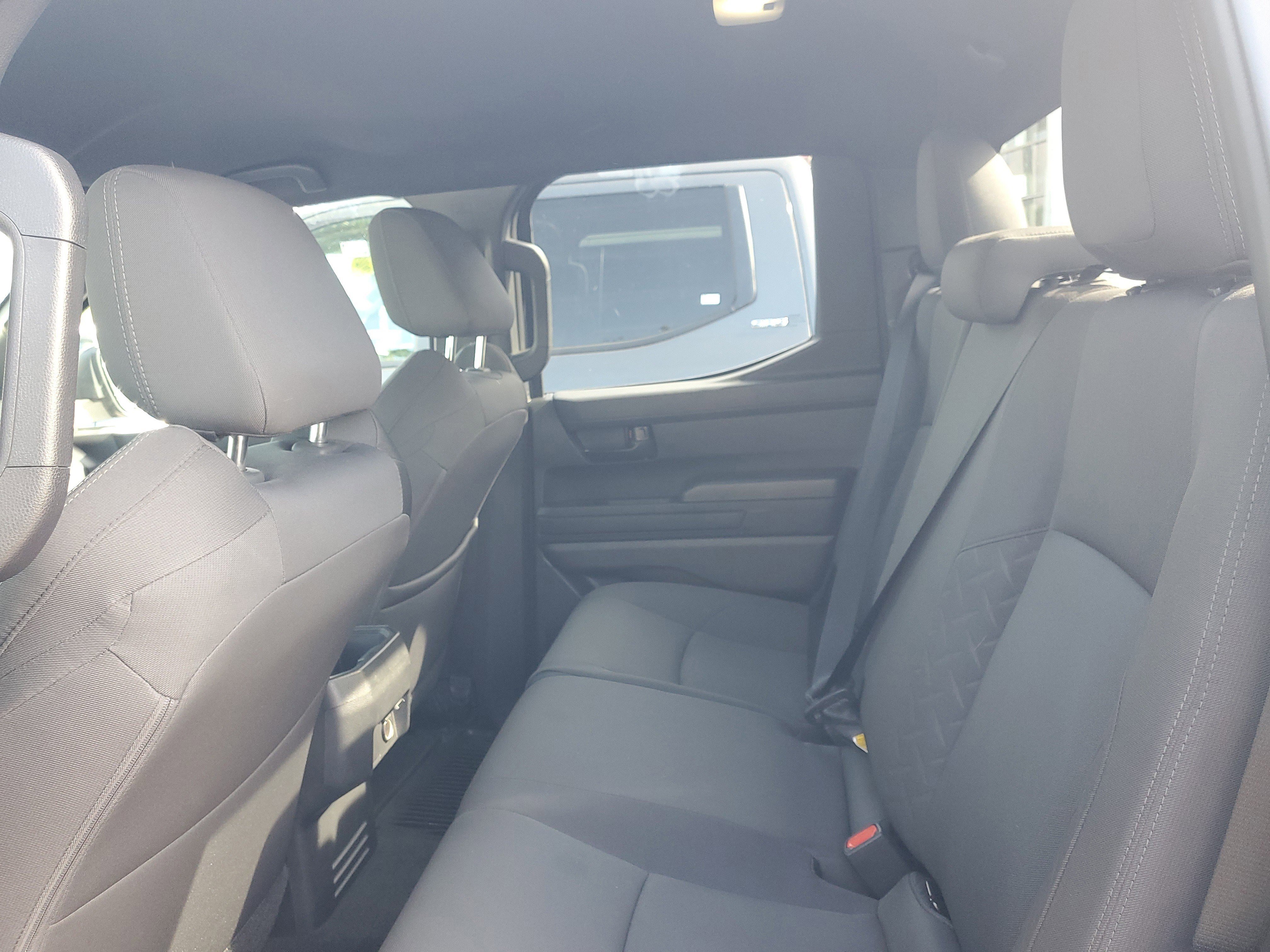 Used 2025 Toyota Tacoma SR AWD/4WD image 7