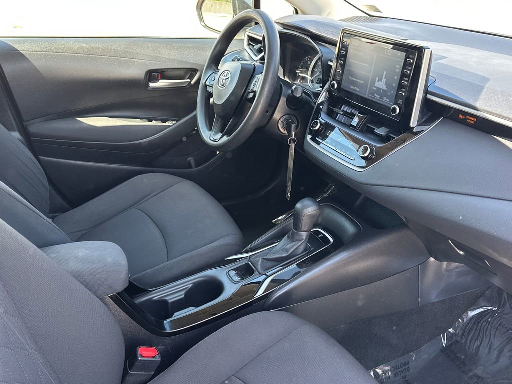 Used 2020 Toyota Corolla LE FWD image 8