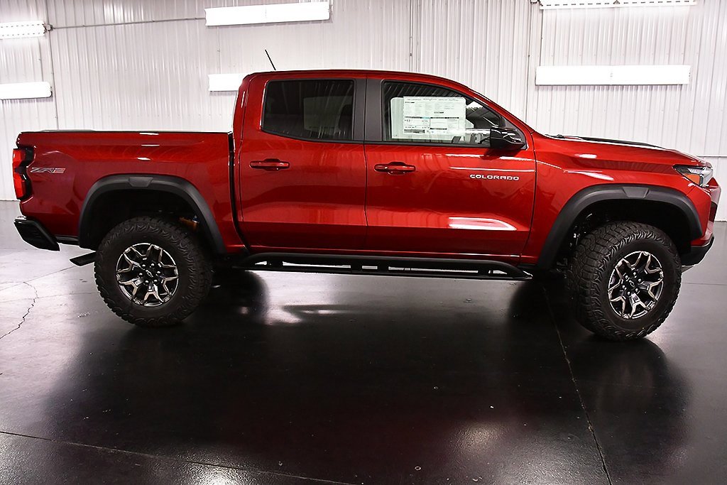 New 2026 Chevrolet Colorado ZR2 w/ Technology Package image 8
