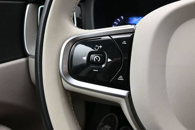 Used 2024 Volvo XC60 B5 Plus w/ Protection Package Premier AWD/4WD image 25