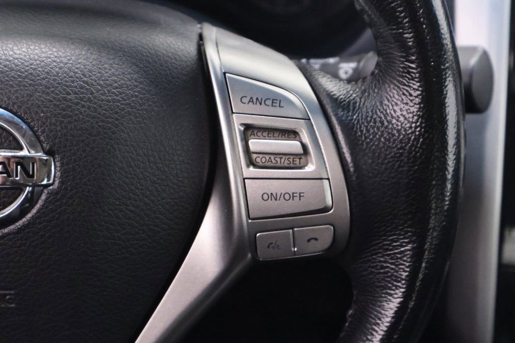 Used 2013 Nissan Altima 2.5 SL image 22