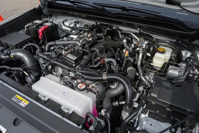 New 2025 Toyota Tacoma SR5 image 18