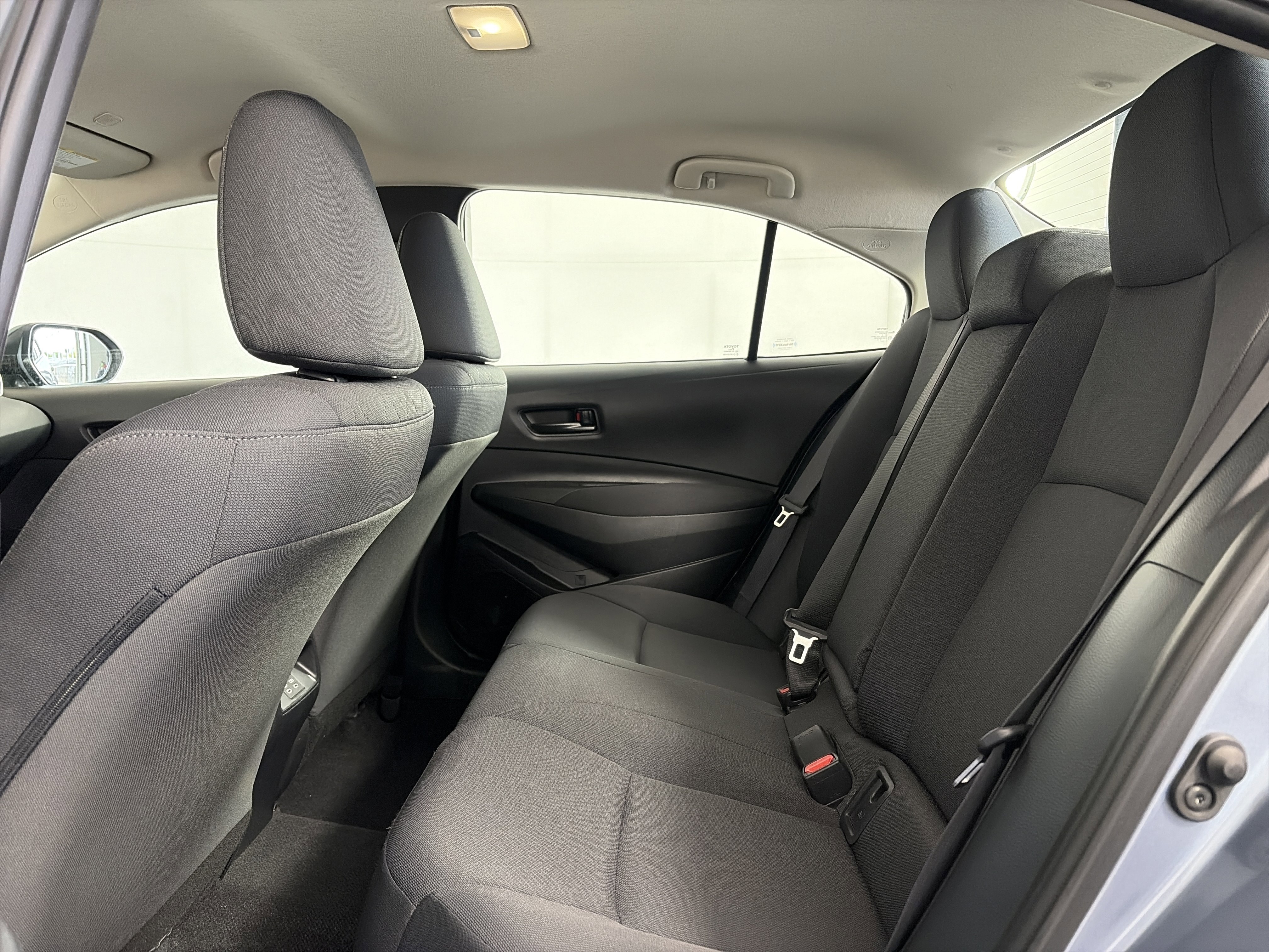 Used 2024 Toyota Corolla LE FWD image 7