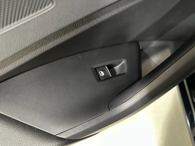 New 2026 Volkswagen Jetta SE image 24