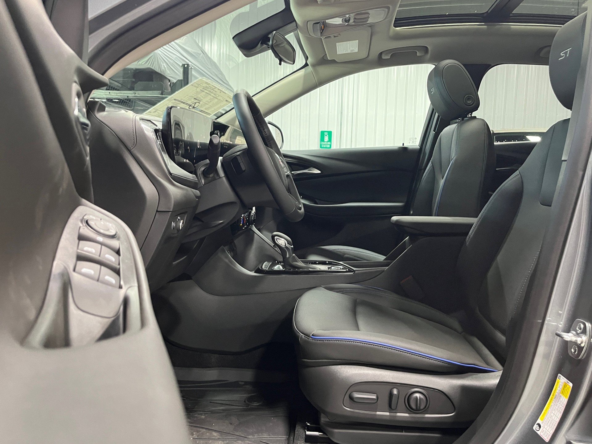 New 2026 Buick Encore GX Sport Touring w/ Advanced Technology Package image 13