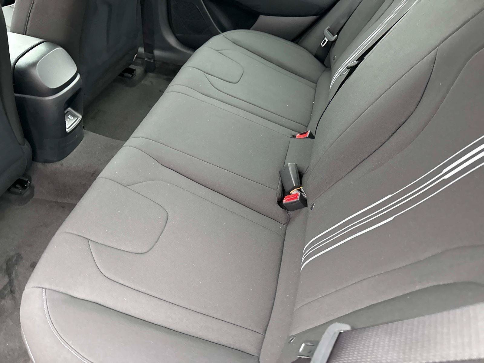 New 2025 Hyundai Elantra Sport FWD image 15