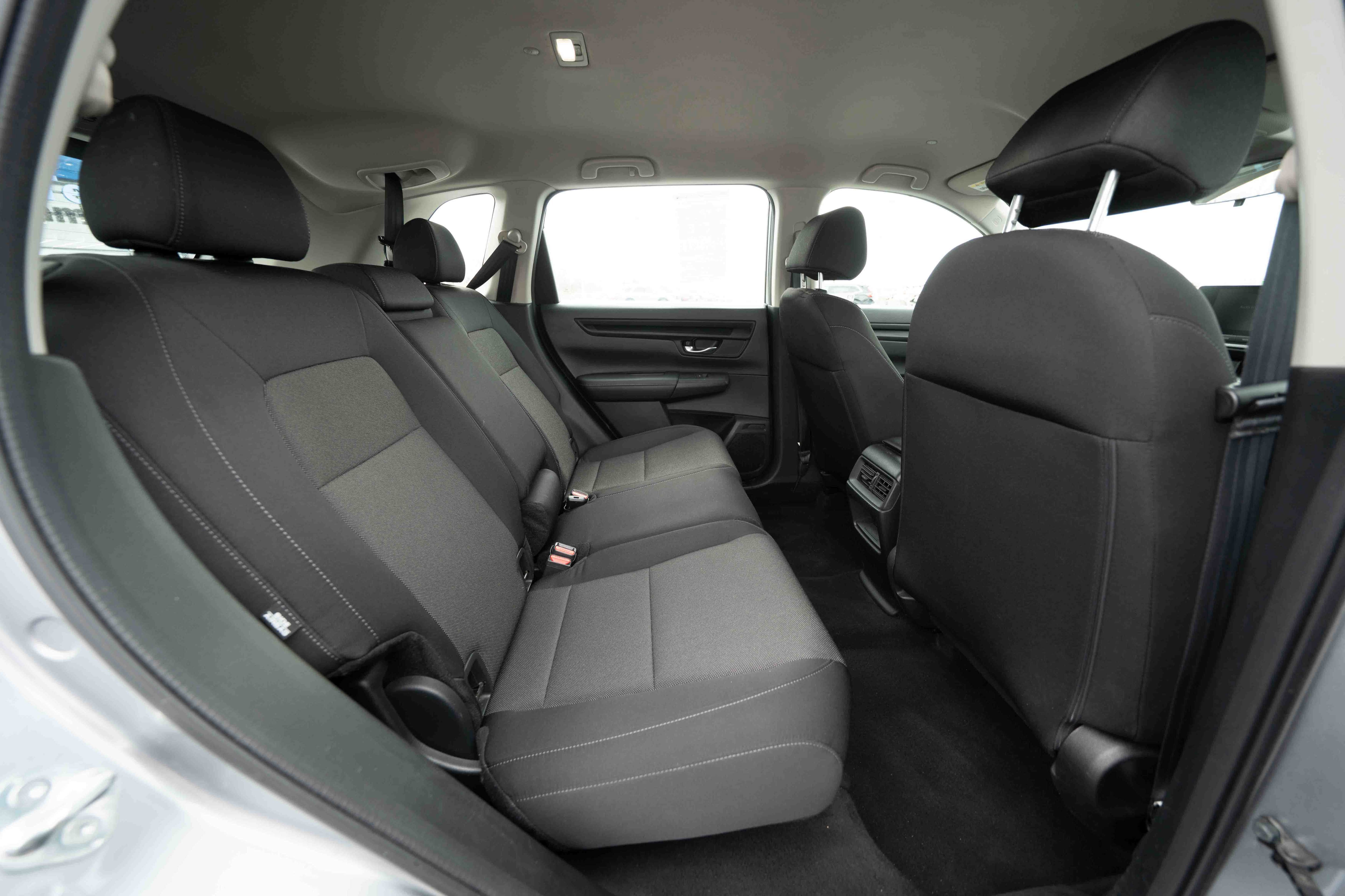 Used 2024 Honda CR-V LX image 25