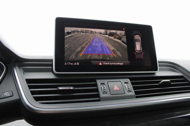 Used 2019 Audi Q5 2.0T Premium Plus w/ Premium Plus Package image 3