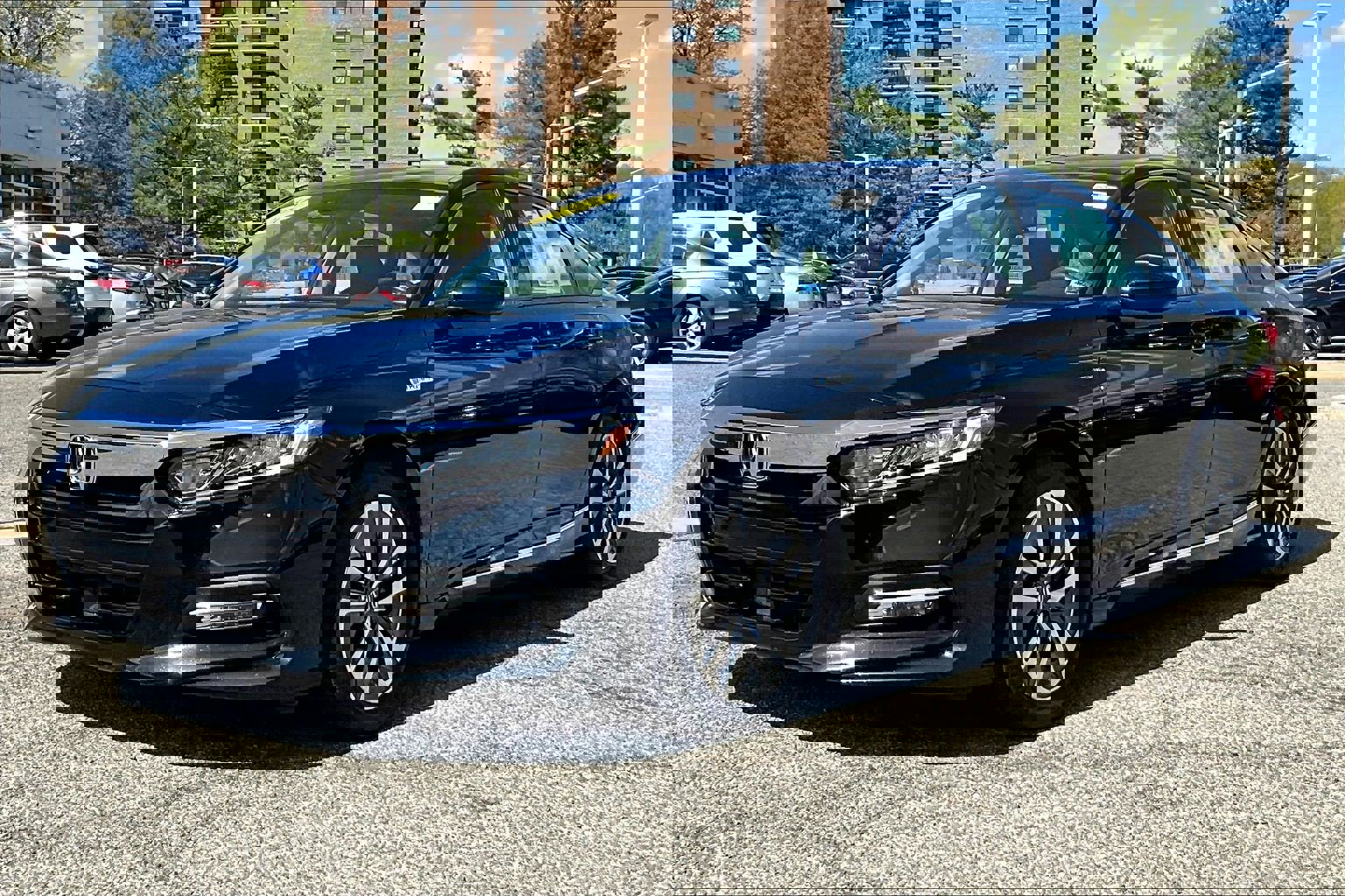 Used 2019 Honda Accord EX image 1