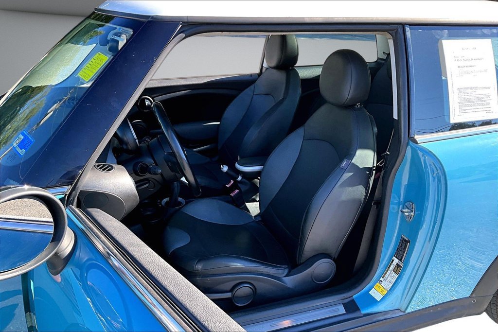 Used 2009 MINI Cooper Hardtop FWD image 21