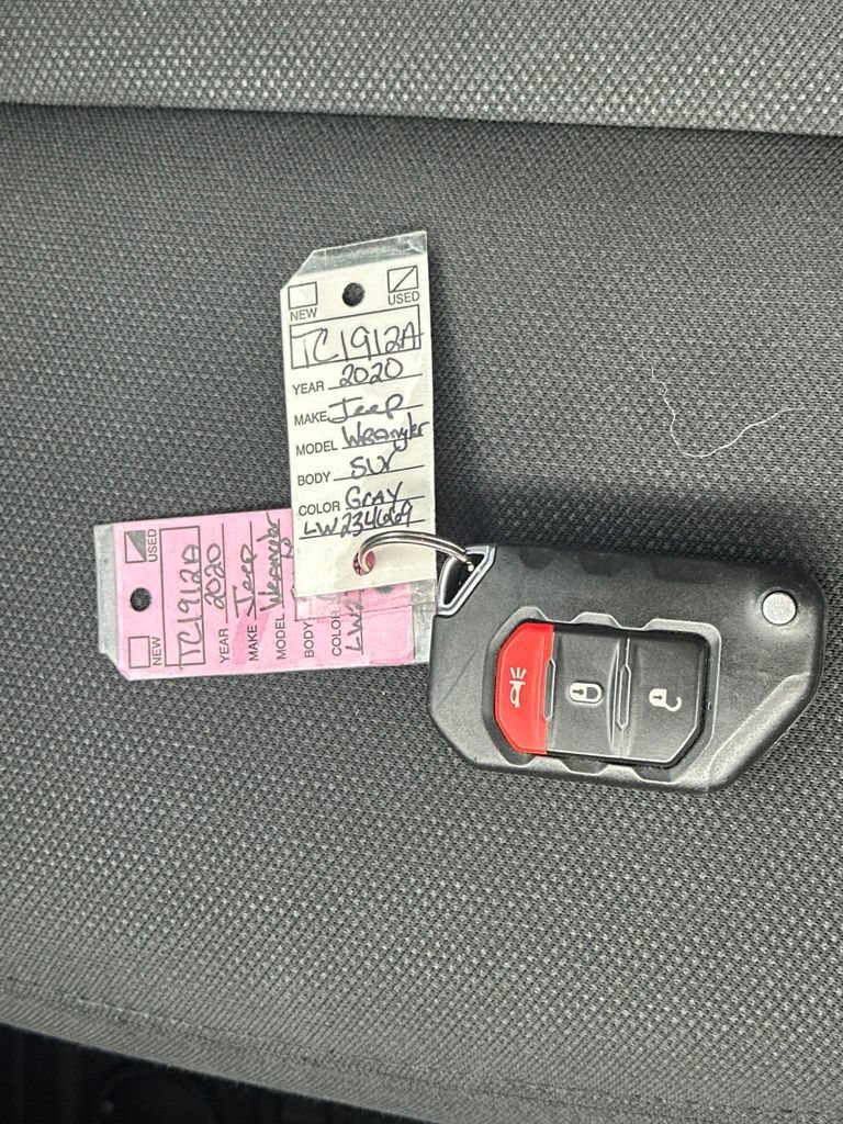Used 2020 Jeep Wrangler Unlimited Sport AWD/4WD image 38