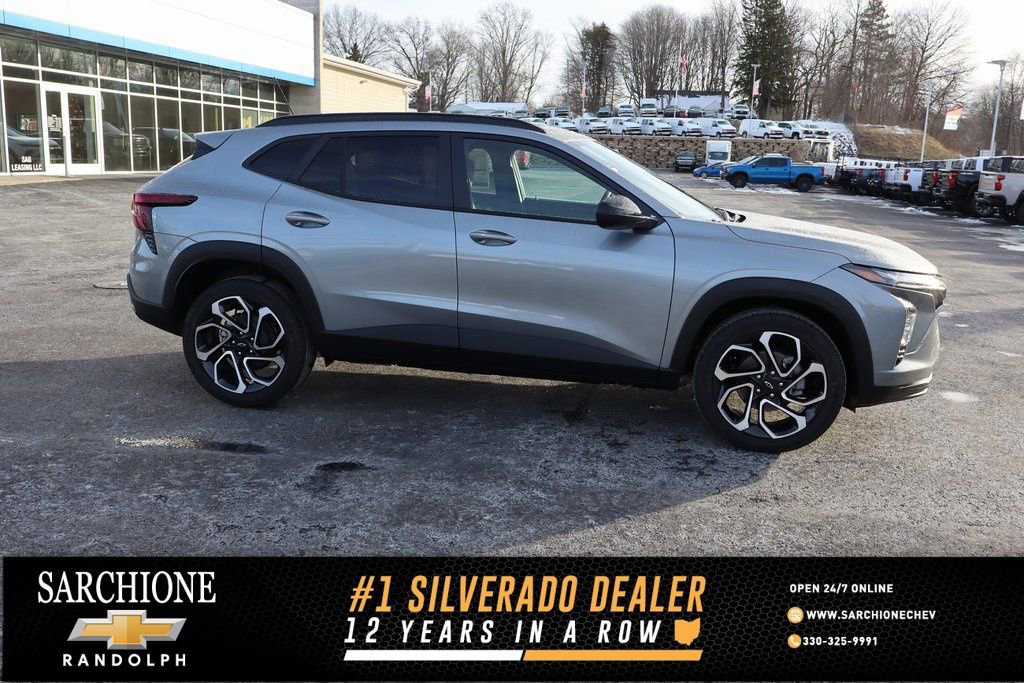 New 2026 Chevrolet Trax RS w/ Sunroof Package image 1