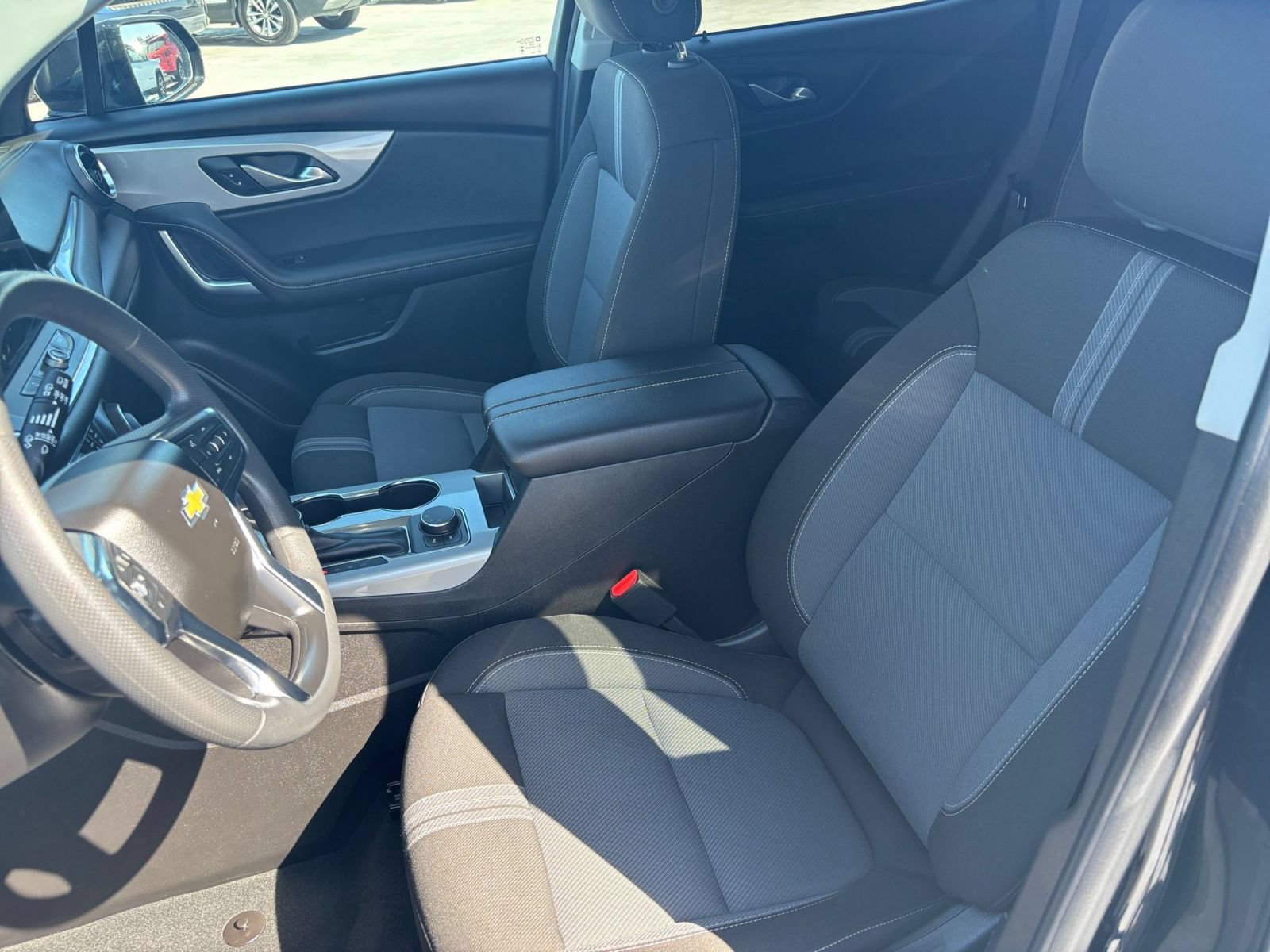 Used 2026 Chevrolet Blazer LT FWD image 37
