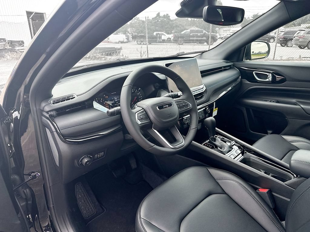 New 2026 Jeep Compass Limited AWD/4WD image 14