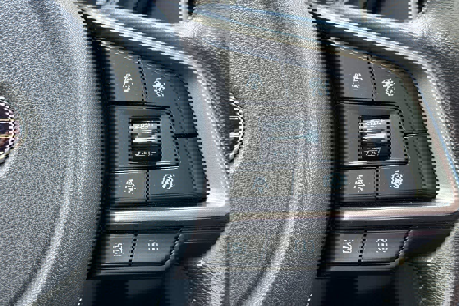 Used 2022 Subaru Forester Premium w/ Popular Package #2 image 27