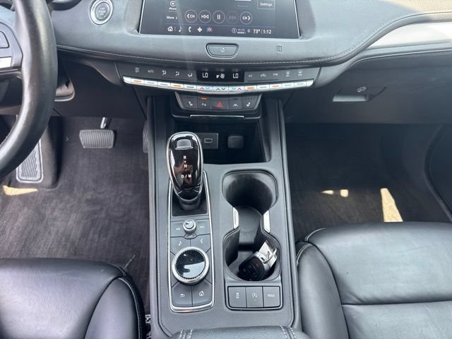 Used 2021 Cadillac XT4 Premium Luxury w/ Cold Weather Package AWD/4WD image 13