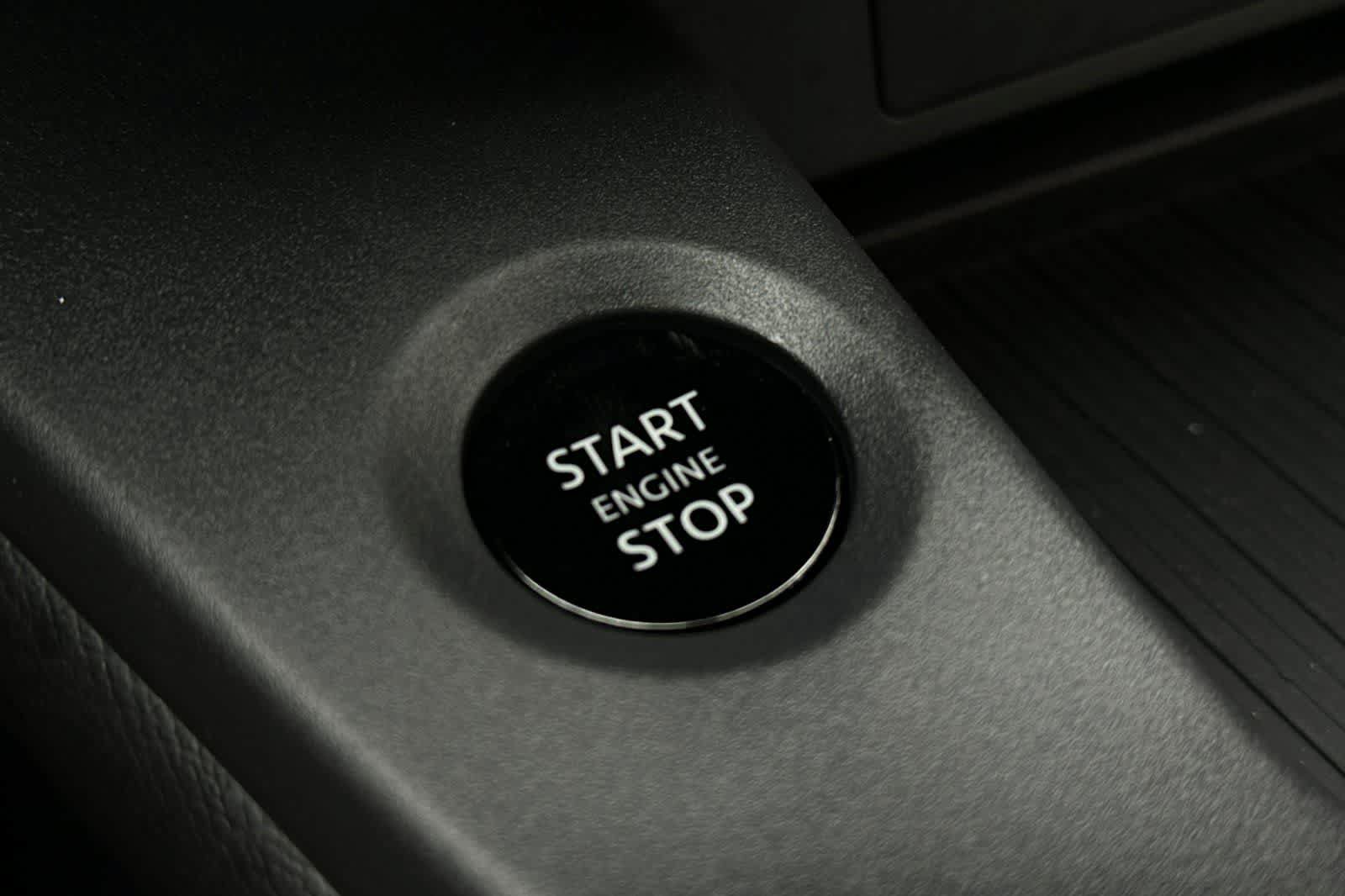 New 2026 Nissan Sentra SR FWD image 25