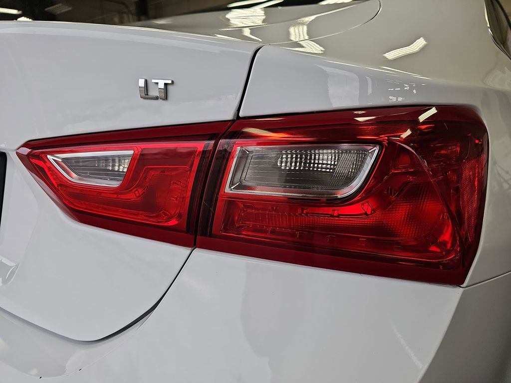 Used 2024 Chevrolet Malibu LT image 33
