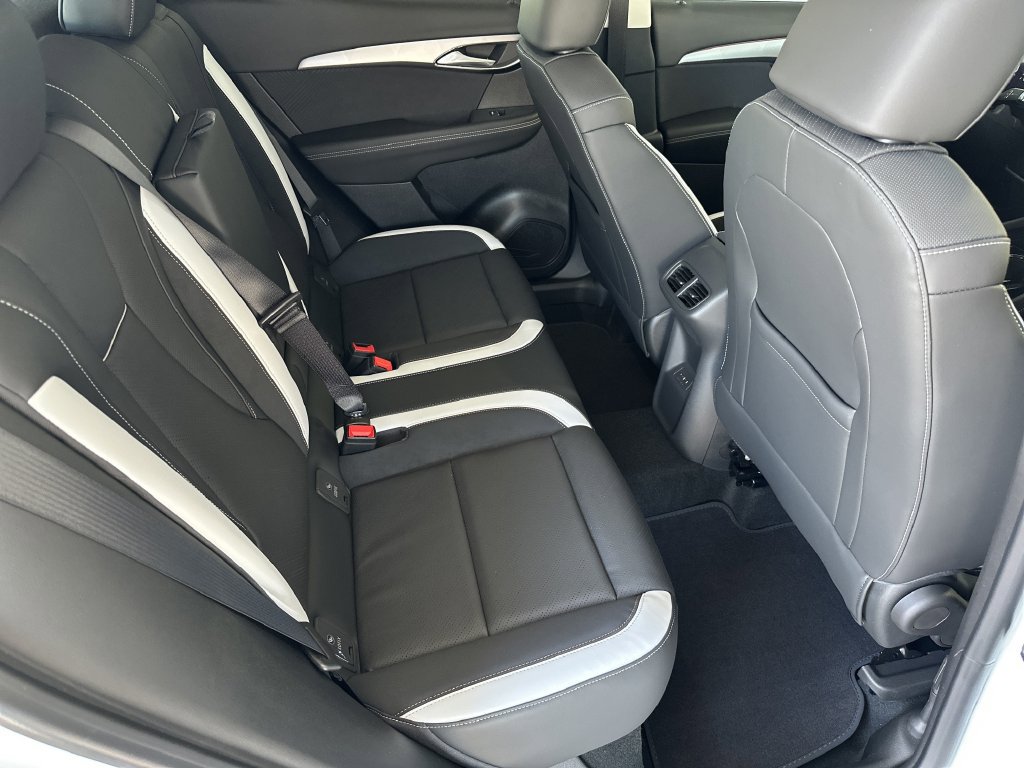 New 2026 Buick Envision Sport Touring AWD/4WD image 33