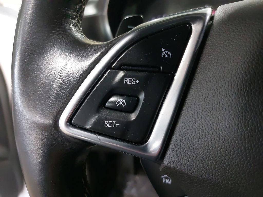 Used 2021 Chevrolet Camaro LT RWD image 16