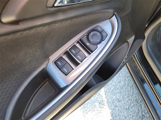 Used 2025 Chevrolet Malibu LS image 18