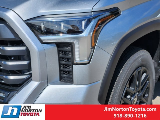 New 2026 Toyota Tundra Limited w/ Limited PVM Package AWD/4WD image 7