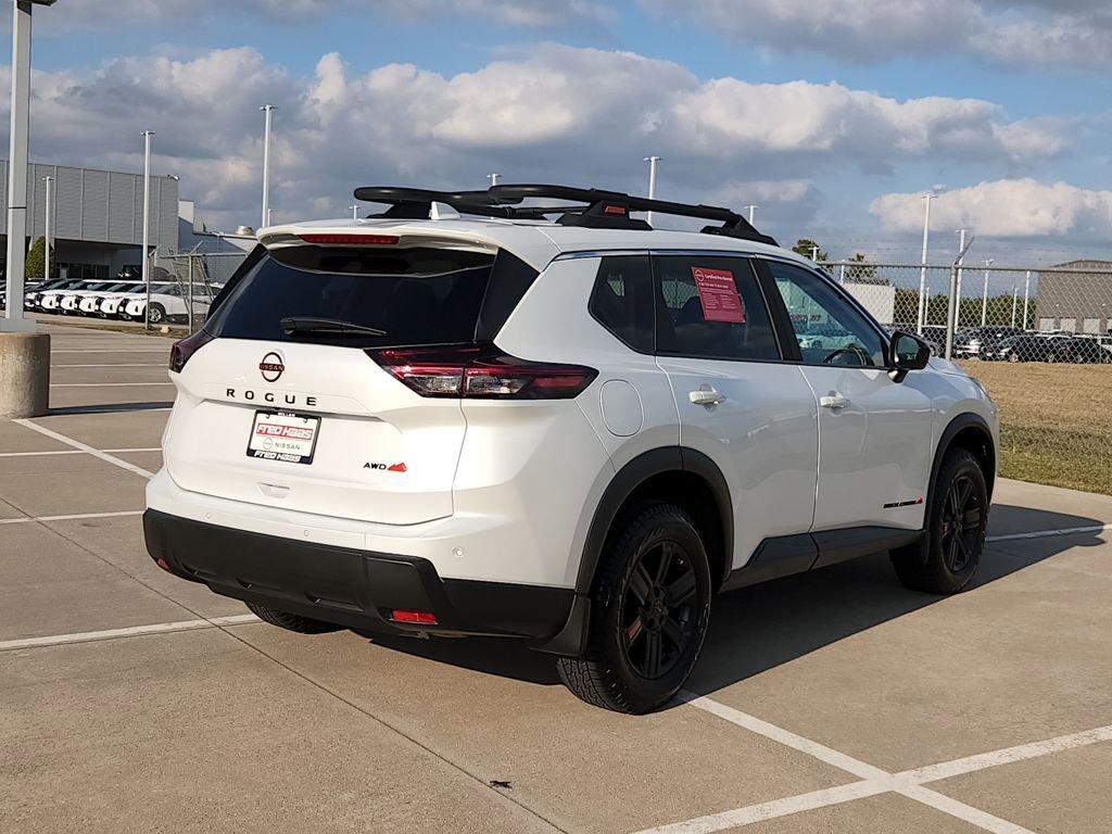 Certified 2025 Nissan Rogue SV image 5