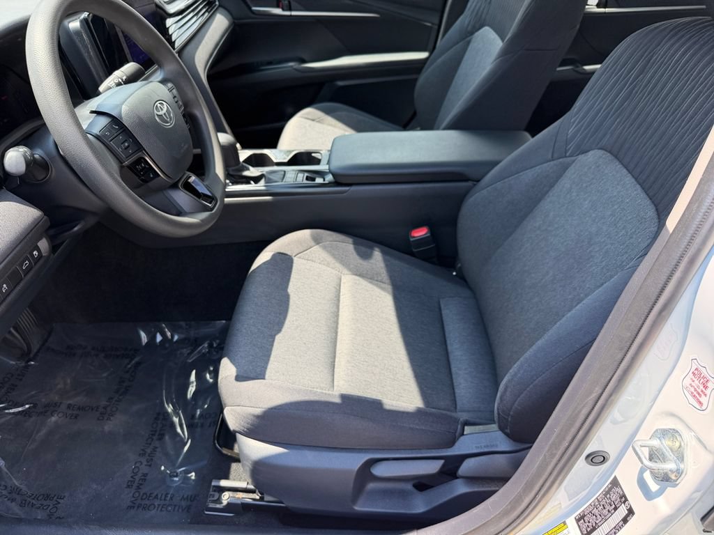 Used 2025 Toyota Camry LE FWD image 24