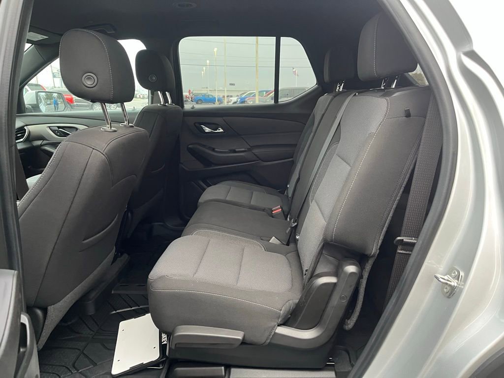 Used 2022 Chevrolet Traverse LT w/ LPO, Floor Liner Package image 14