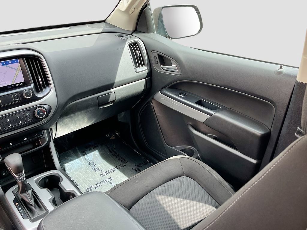 Used 2022 Chevrolet Colorado LT w/ LT Convenience Package AWD/4WD image 23