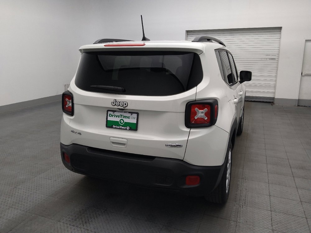 Used 2021 Jeep Renegade Latitude AWD/4WD image 7