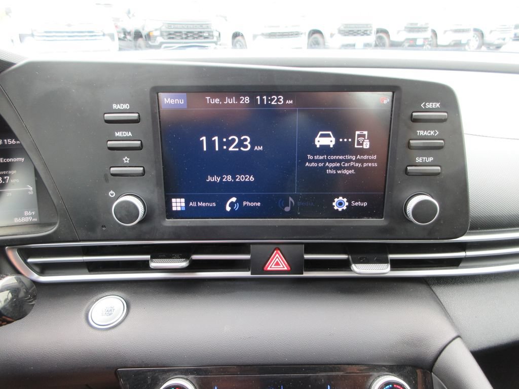 Used 2022 Hyundai Elantra SEL FWD image 29