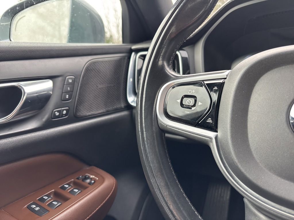 Used 2019 Volvo S60 T6 Inscription image 18