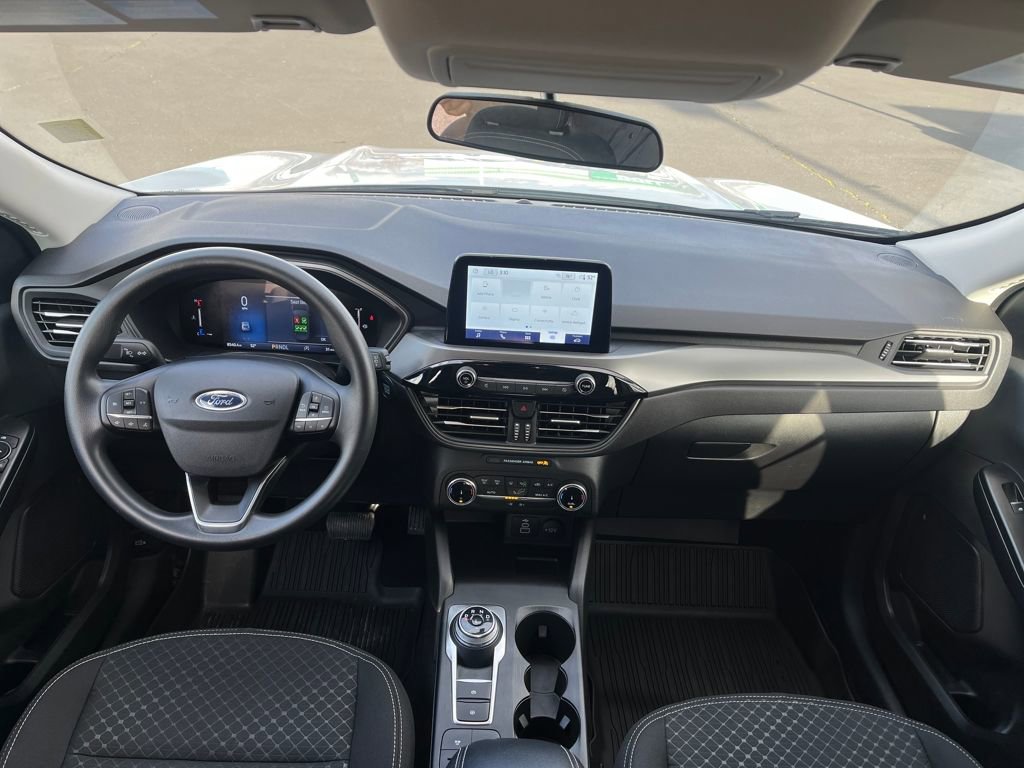 Used 2025 Ford Escape Active image 2