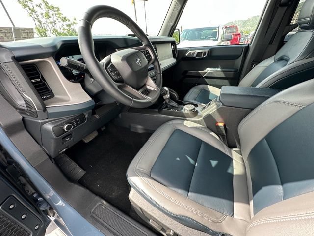 New 2024 Ford Bronco Outer Banks w/ Sasquatch Package AWD/4WD image 18