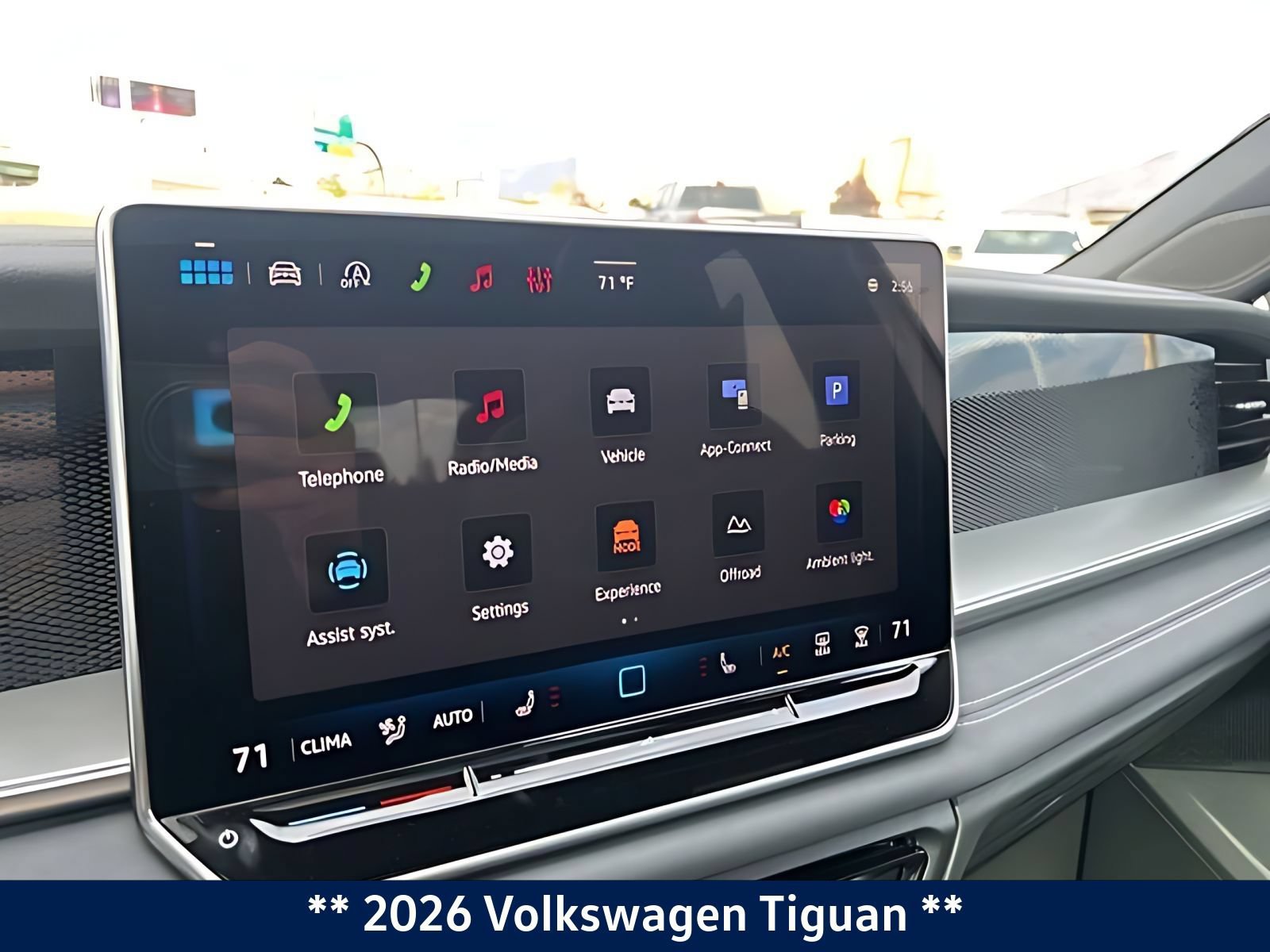 New 2026 Volkswagen Tiguan SE R-Line AWD/4WD image 28