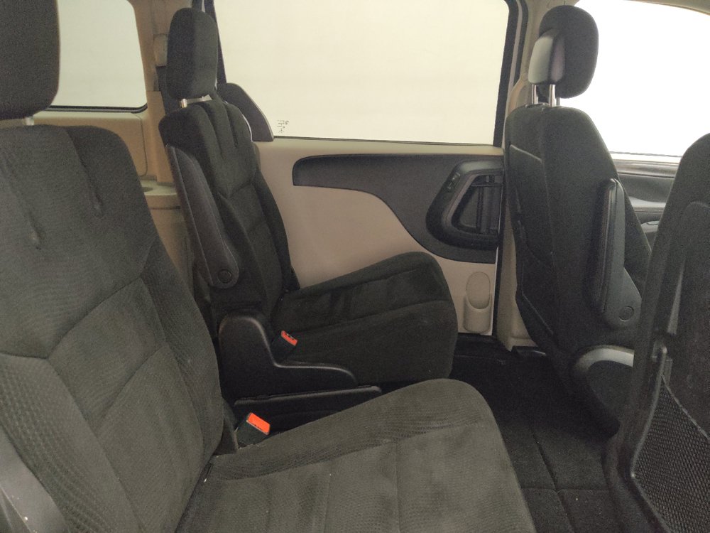 Used 2016 Dodge Grand Caravan SE w/ Quick Order Package 29E SE FWD image 19