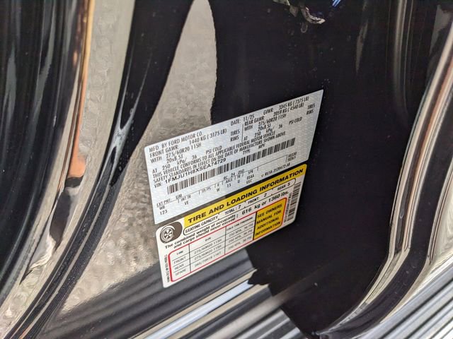 New 2025 Ford Expedition Active image 38