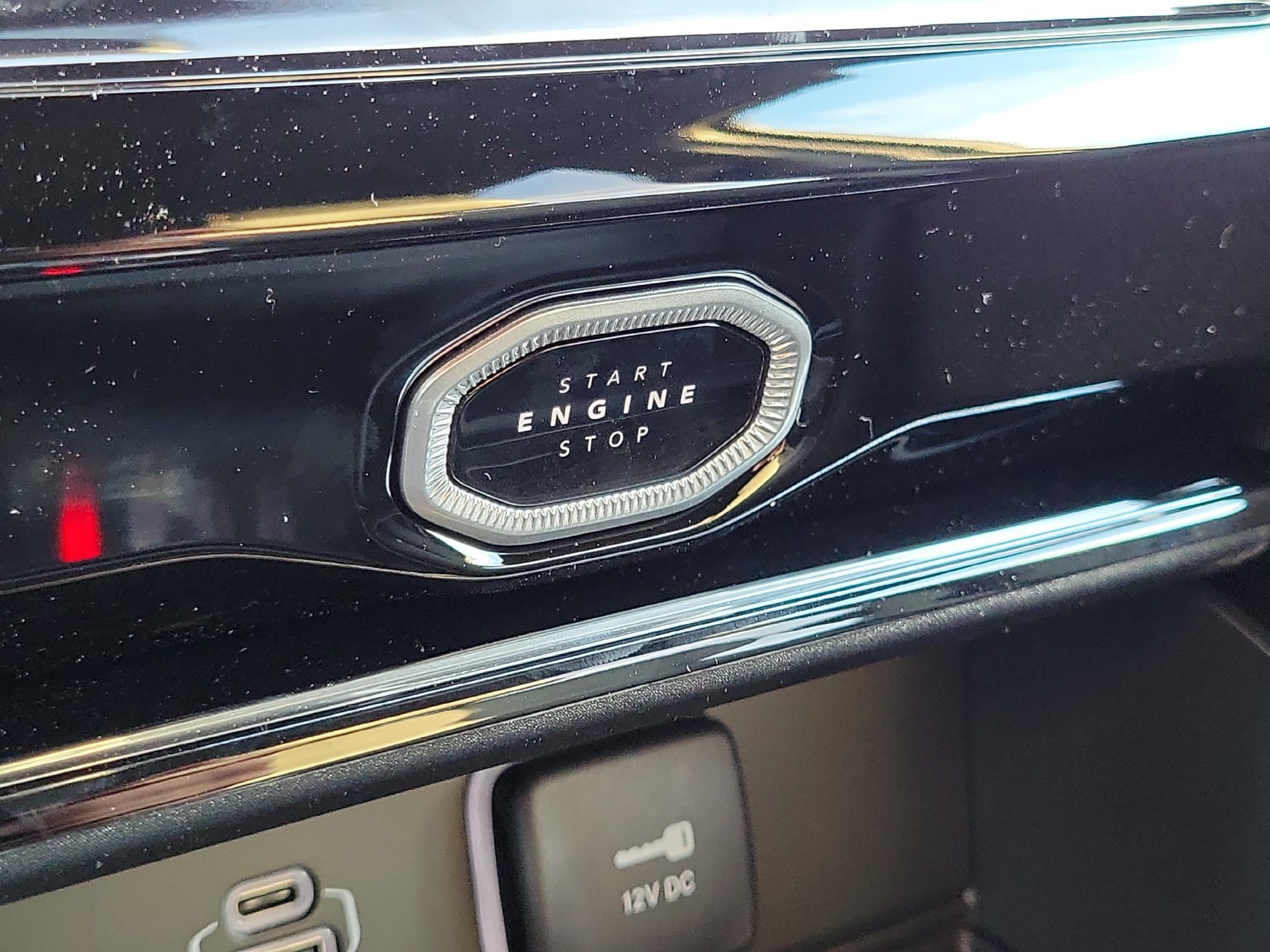 New 2026 Jeep Grand Cherokee Limited AWD/4WD image 10