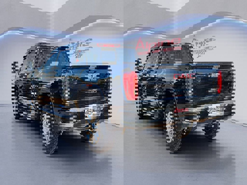 Used 2022 GMC Sierra 2500 Denali w/ Denali Ultimate Package image 3