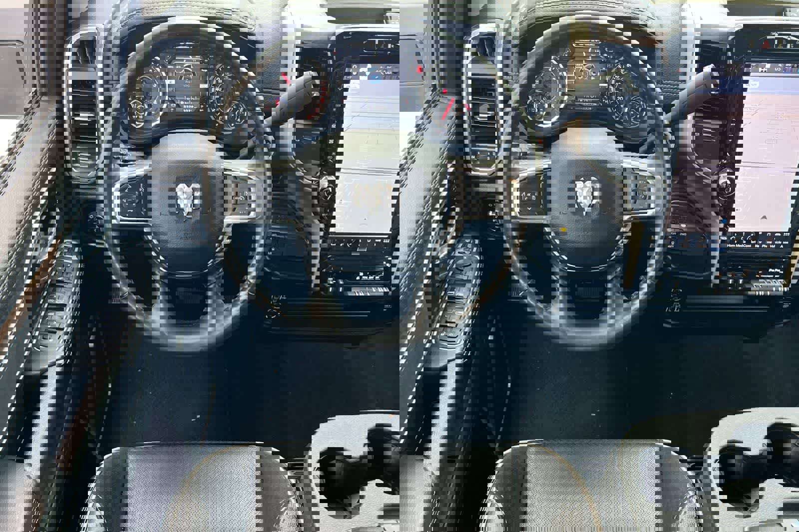 Used 2024 RAM 2500 Laramie image 16