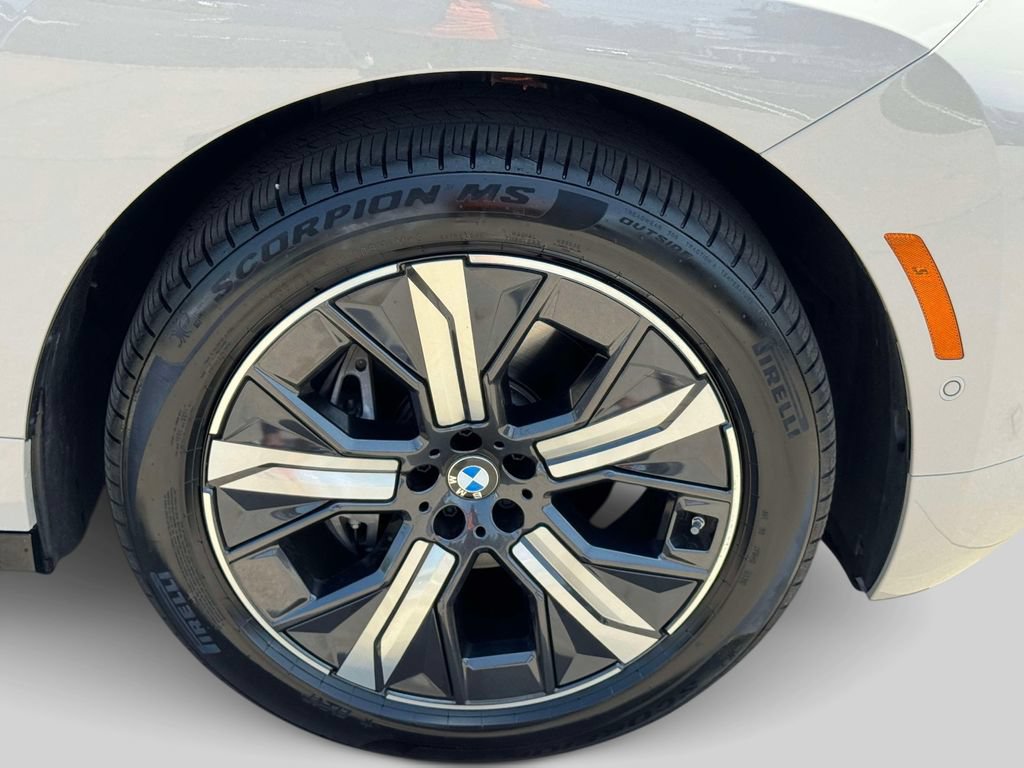 Certified 2026 BMW iX xDrive45 w/ Executive Package AWD/4WD image 9