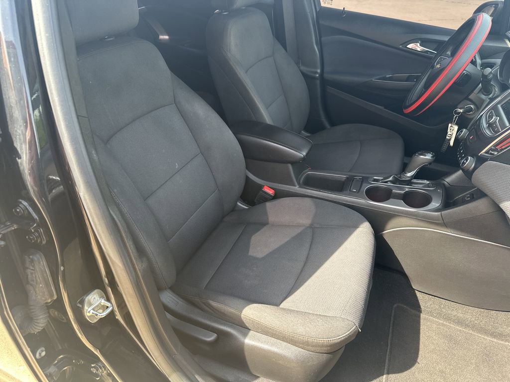 Used 2019 Chevrolet Cruze LS w/ LS Convenience Package image 68