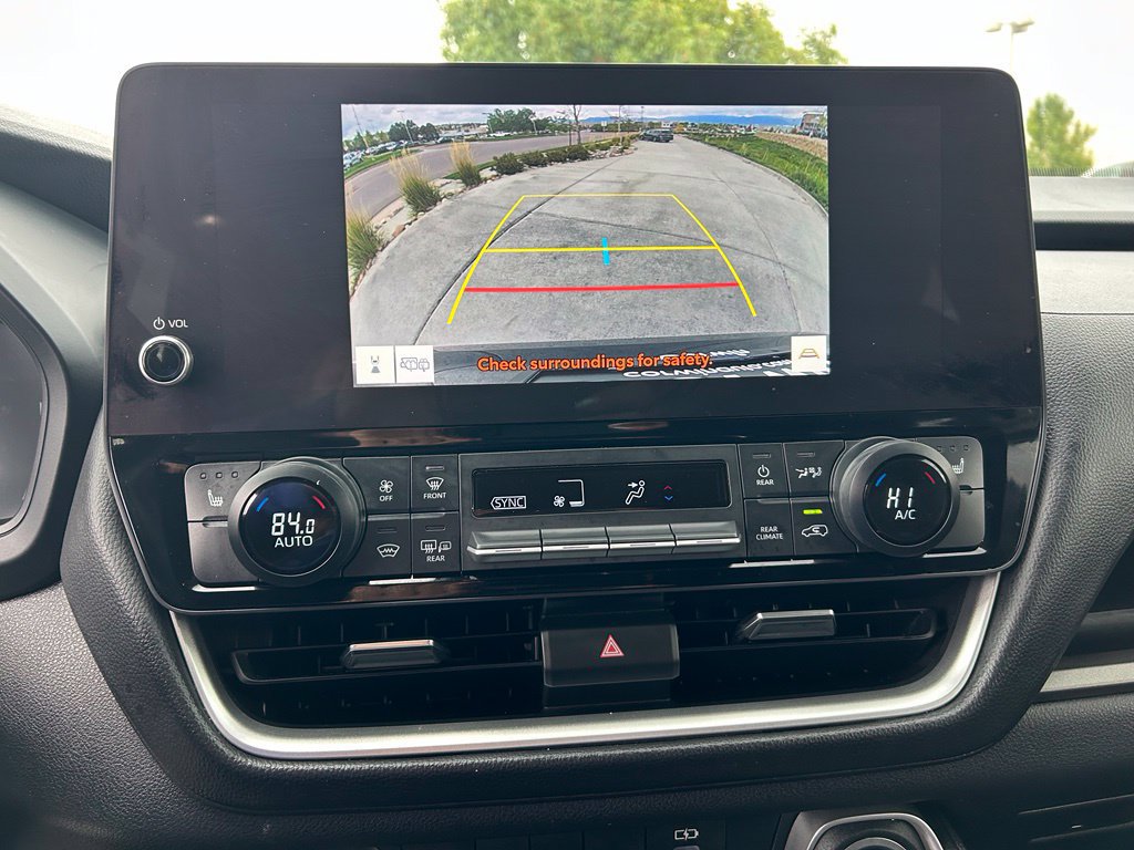 Used 2025 Toyota Grand Highlander AWD image 21